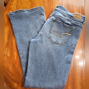 American Eagle ladies jeans